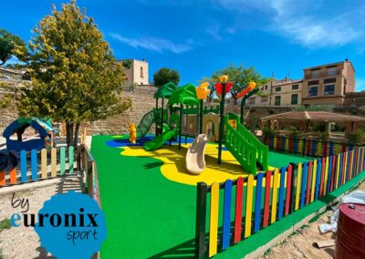Parque infantil en Calaceite (Teruel)