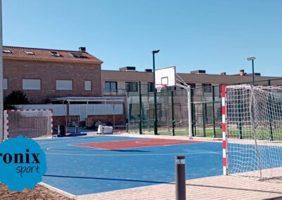Pista multideporte en Miralbueno (Zaragoza)