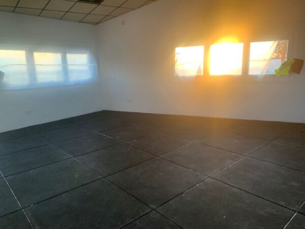 Fine dense-grained gymnasium tile - Image 2